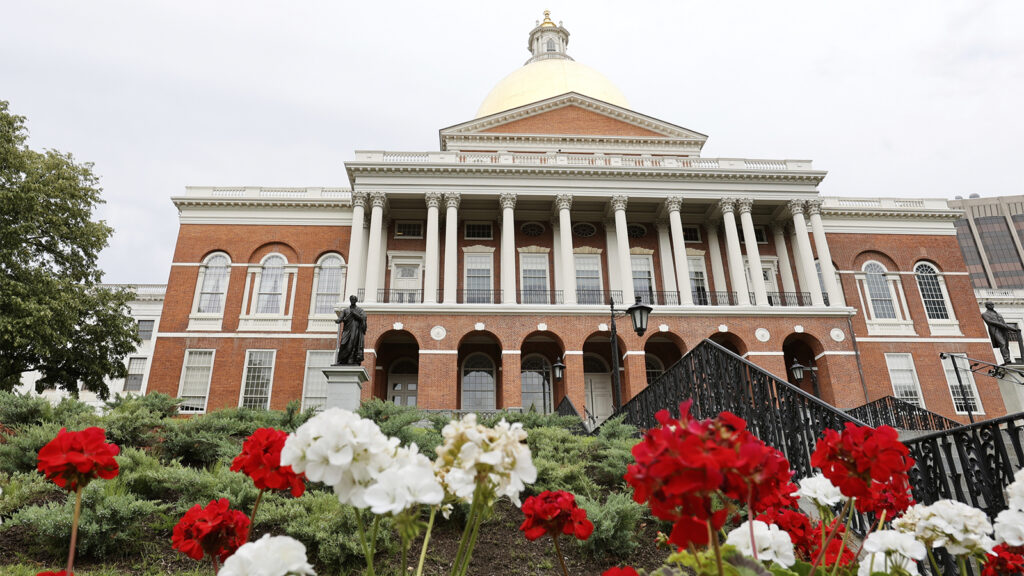 Massachusetts Close to Giving Doctors Final Say on Whether to Perform Late Abortions