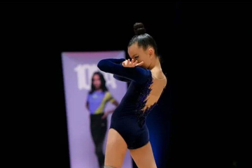 10-Year-Old Ukrainian Gymnast Honored by President Shares Her Journey Back From Losing a Leg 10-Year-Old Ukrainian Gymnast Honored by President Shares Her Journey Back From Losing a Leg
