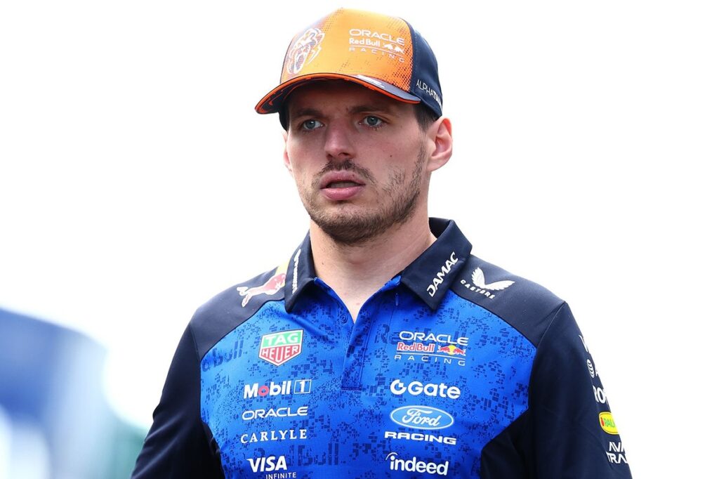 Max Verstappen’s Red Bull radio complaints prompt McLaren move question from David Croft Max Verstappen’s Red Bull radio complaints prompt McLaren move question from David Croft