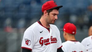 Gavin Williams’ perfect game bid leads to benches-clearing altercation between Guardians and Diamondbacks Gavin Williams’ perfect game bid leads to benches-clearing altercation between Guardians and Diamondbacks