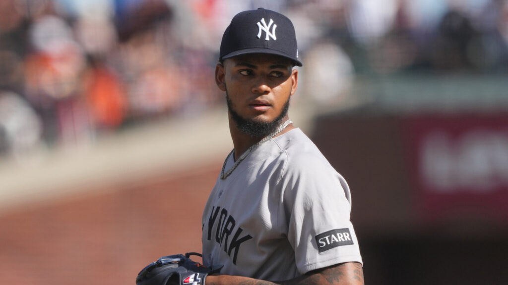Yankees trading struggling reliever Camilo Doval to Pirates Yankees trading struggling reliever Camilo Doval to Pirates