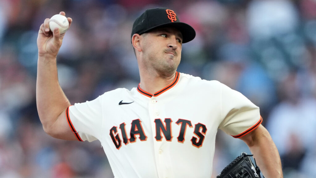 Braves to add Tyler Mahle to rotation in trade with Giants