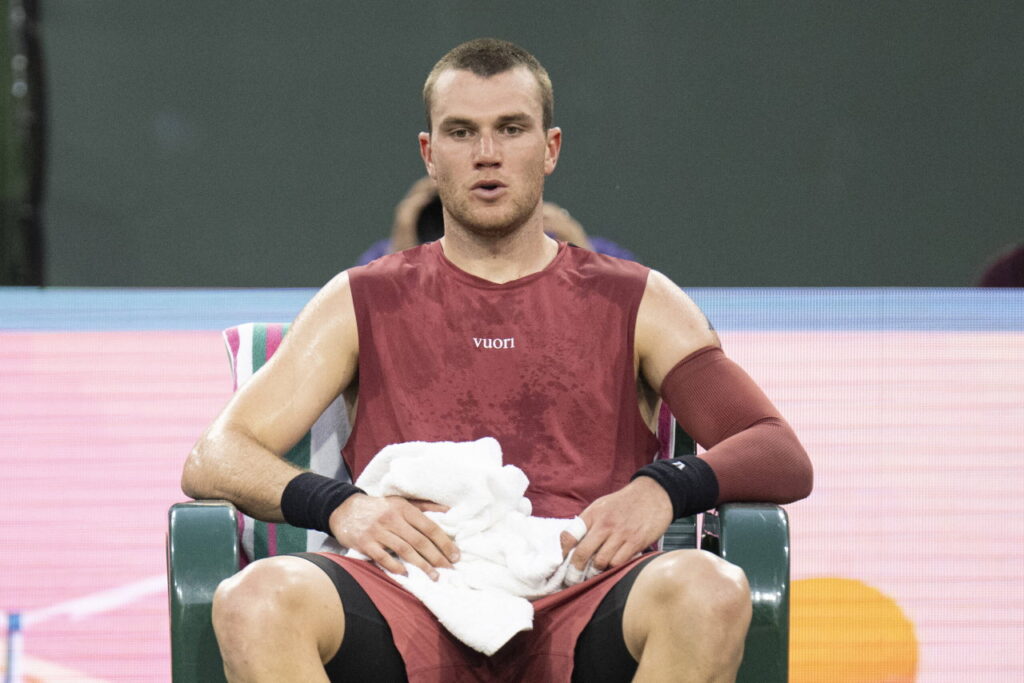 Jack Draper Breaks Down in Tears As Comeback Ends in Heartbreaking Defeat