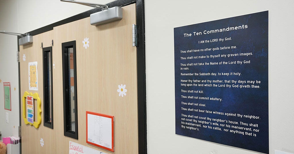 3 mothers sue to block Texas law requiring Ten Commandments in public schools 3 mothers sue to block Texas law requiring Ten Commandments in public schools