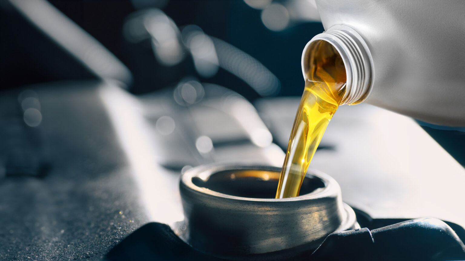 What Makes Break-In Oil Different From Motor Oil? What Makes Break-In Oil Different From Motor Oil?