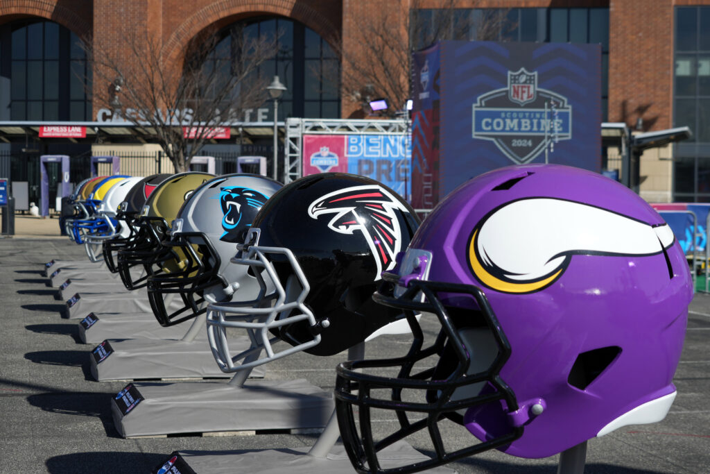 He’s 6’2″, Boasts Elite Speed, and is Making a Name for Himself at Vikings Camp