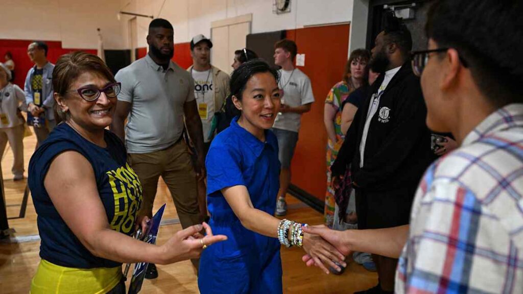 Democratic socialist vies to win Wisconsin race in new threat to party leadership