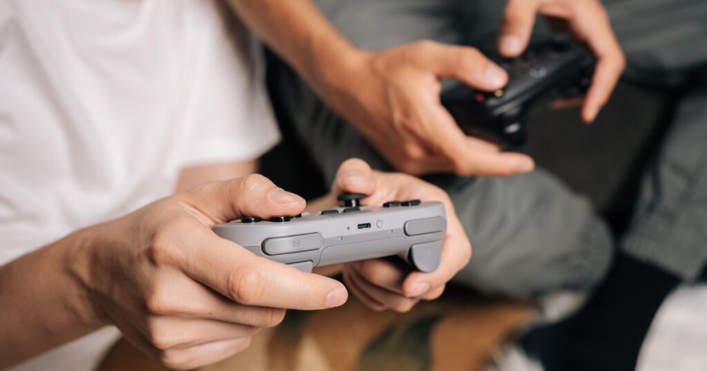 US hires over 2k video gamers as air traffic controllers US hires over 2k video gamers as air traffic controllers