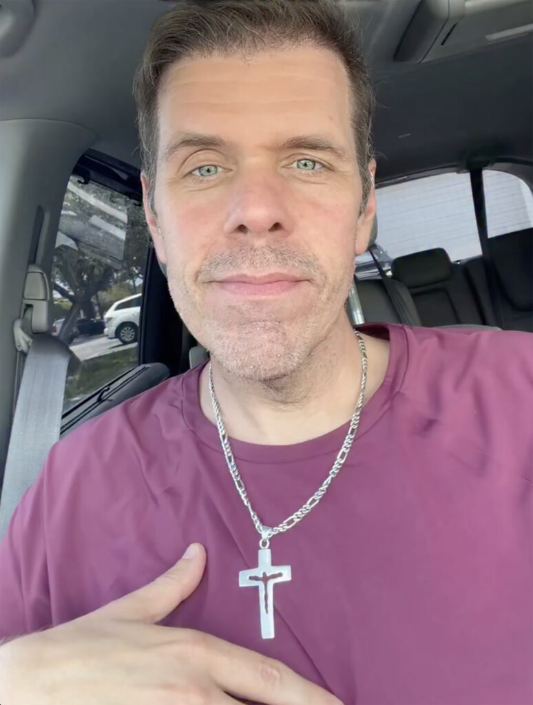 Perez Hilton’s mom files for temporary custody of celeb blogger’s three kids after self-harm incident Perez Hilton’s mom files for temporary custody of celeb blogger’s three kids after self-harm incident