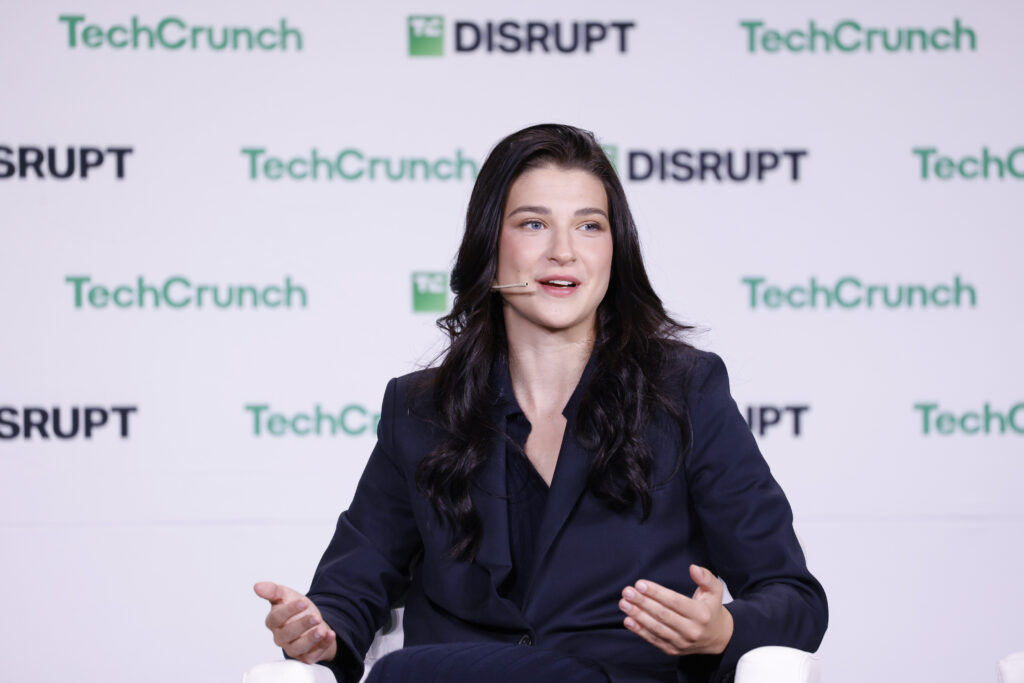 Bill Gates’ daughter Phoebe’s Stanford classmates say she wasn’t a good coder Bill Gates’ daughter Phoebe’s Stanford classmates say she wasn’t a good coder