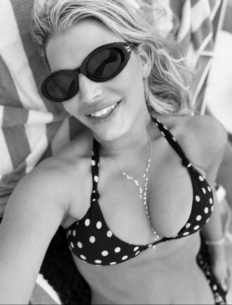 Jessica Simpson turns heads in bikini photos from trip to Turks and Caicos