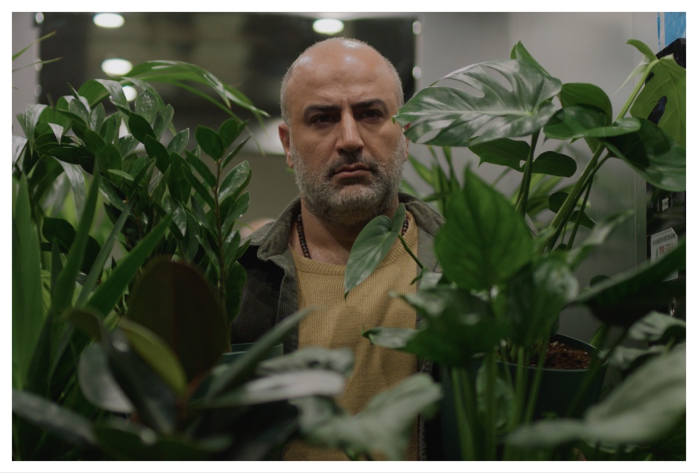 Iranian Director Ali Asgari Unveils First Clip From Venice-Bound ‘A Bit of Light’: ‘This Trump Guy Is Threatening to Bomb Here Every Day’ (EXCLUSIVE) Iranian Director Ali Asgari Unveils First Clip From Venice-Bound ‘A Bit of Light’: ‘This Trump Guy Is Threatening to Bomb Here Every Day’ (EXCLUSIVE)
