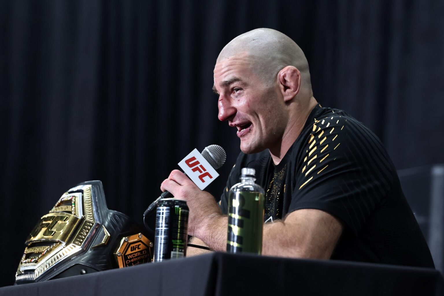 Sean Strickland leaks brutal war of words with Tyron Woodley after Din Thomas criticism Sean Strickland leaks brutal war of words with Tyron Woodley after Din Thomas criticism