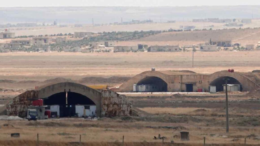 Israeli strikes on Syrian air base criticised by US and Turkey