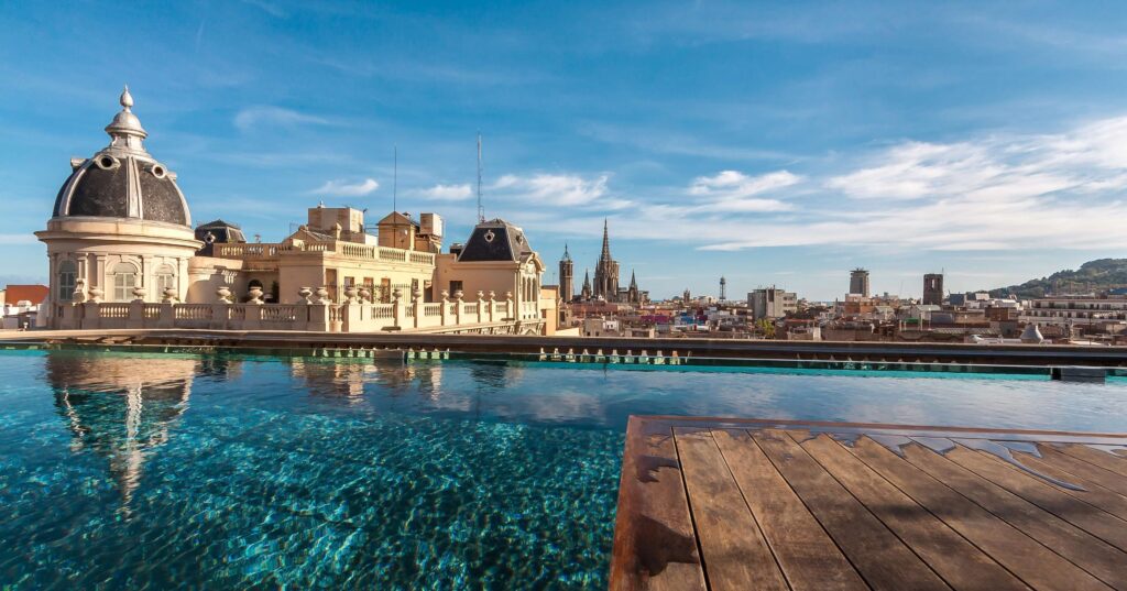 17 Bucket-List Hotels to Visit, According to PS Editors and Reviews
