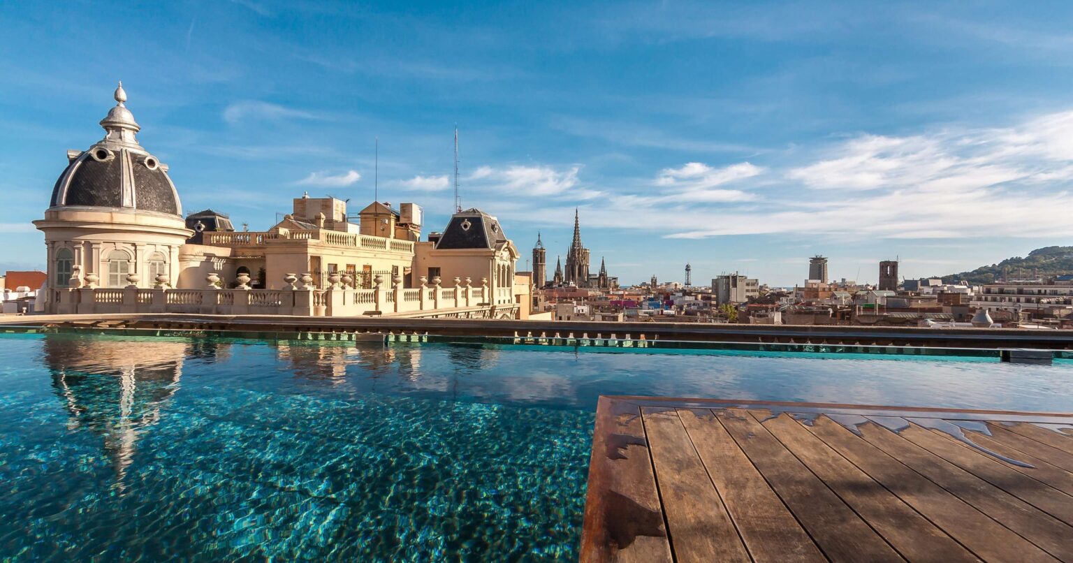 17 Bucket-List Hotels to Visit, According to PS Editors and Reviews