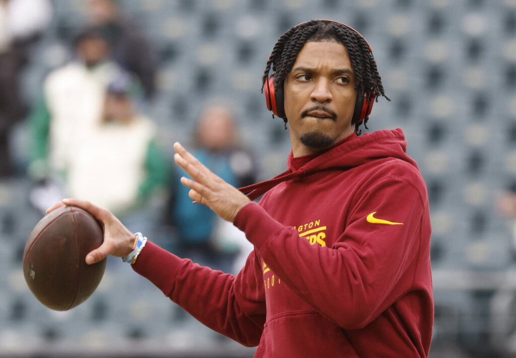 “It’s His Mom”: New Accusations Emerge in Jayden Daniels’ Fight With LSU As Things Get Ugly “It’s His Mom”: New Accusations Emerge in Jayden Daniels’ Fight With LSU As Things Get Ugly