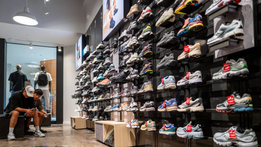 Sportswear giant ends 10-year partnership amid store closures