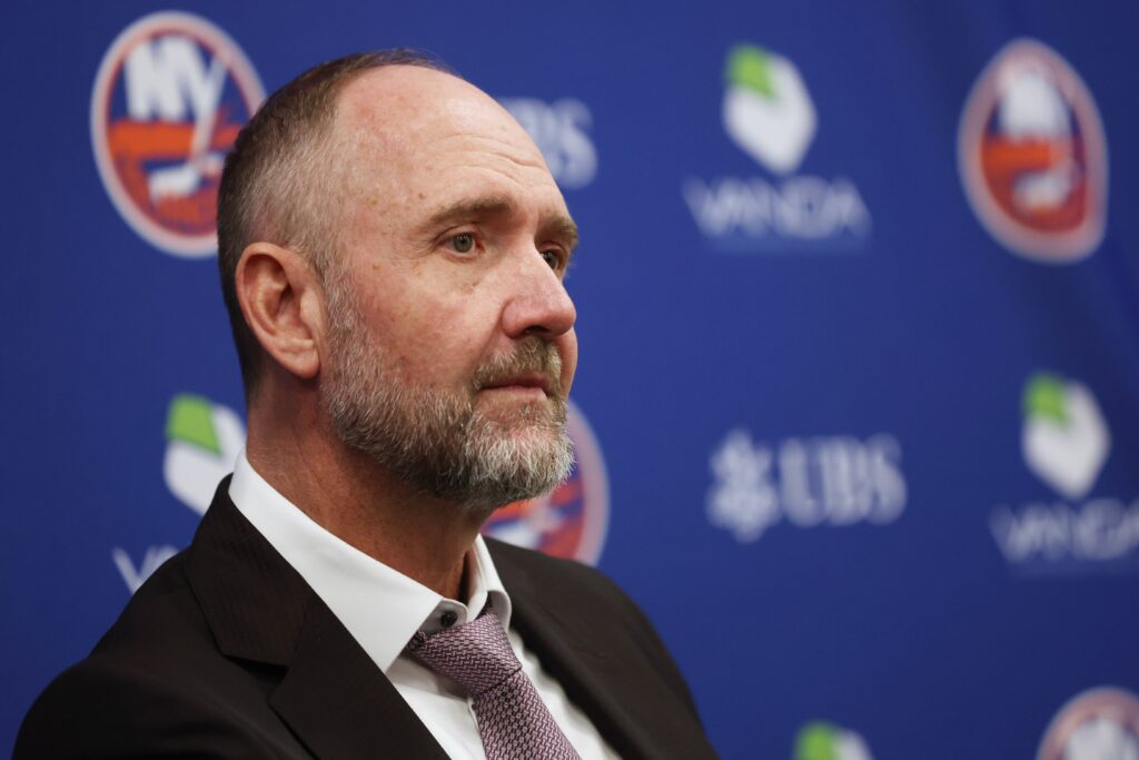Pete DeBoer on Matthew Schaefer hype, the next Islanders captain and how he’s changed as a coach