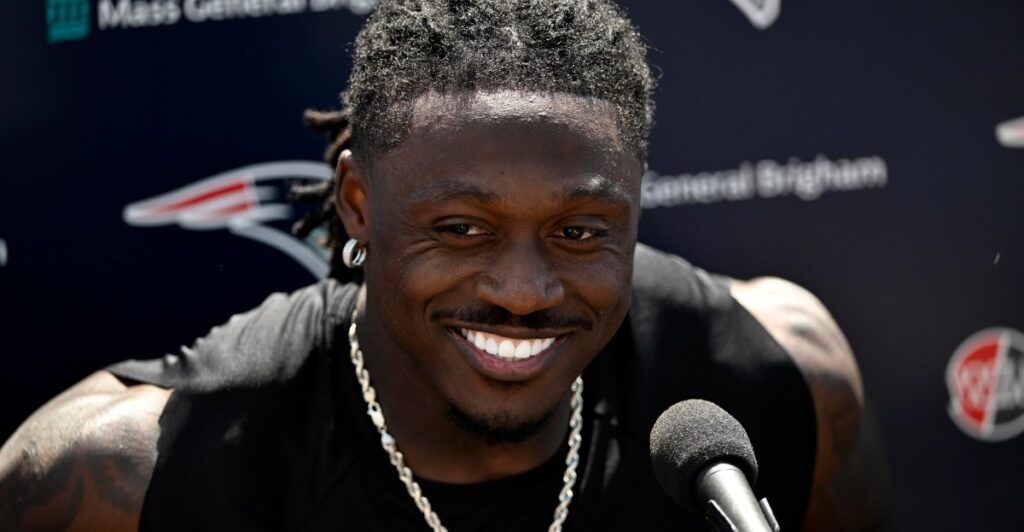 Really wishing we’d seen THIS A.J. Brown in 2025