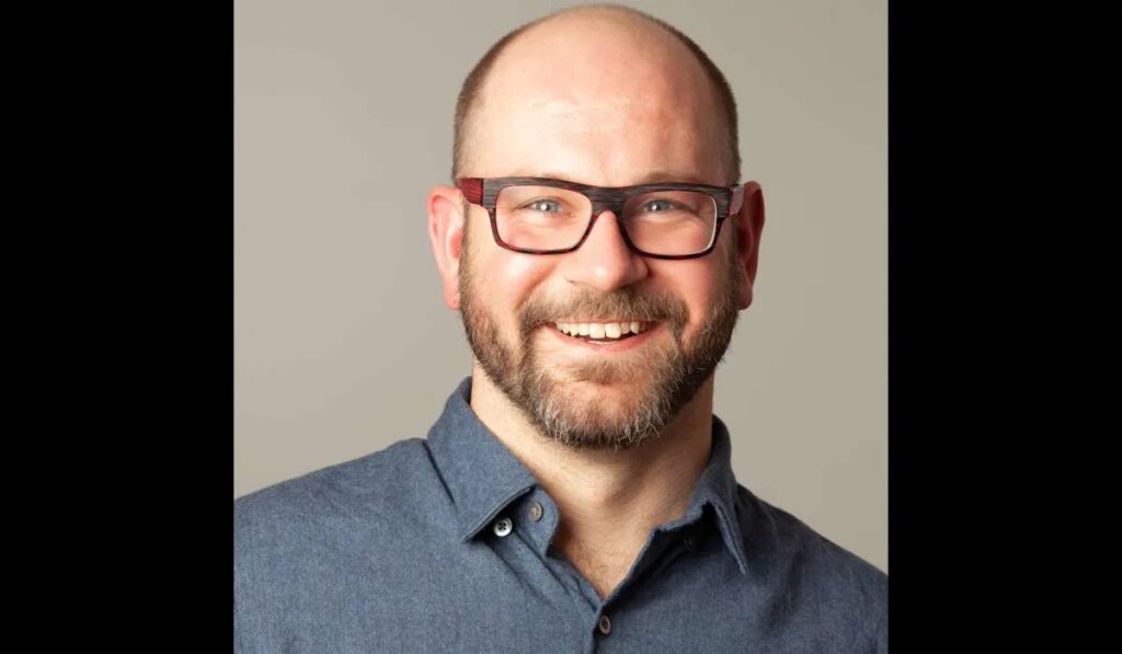 Latest Music Industry Hires: iHeartMedia, Frontiers, Virgin UK, Amuse, Oak View Group, Australian Festival Association, More