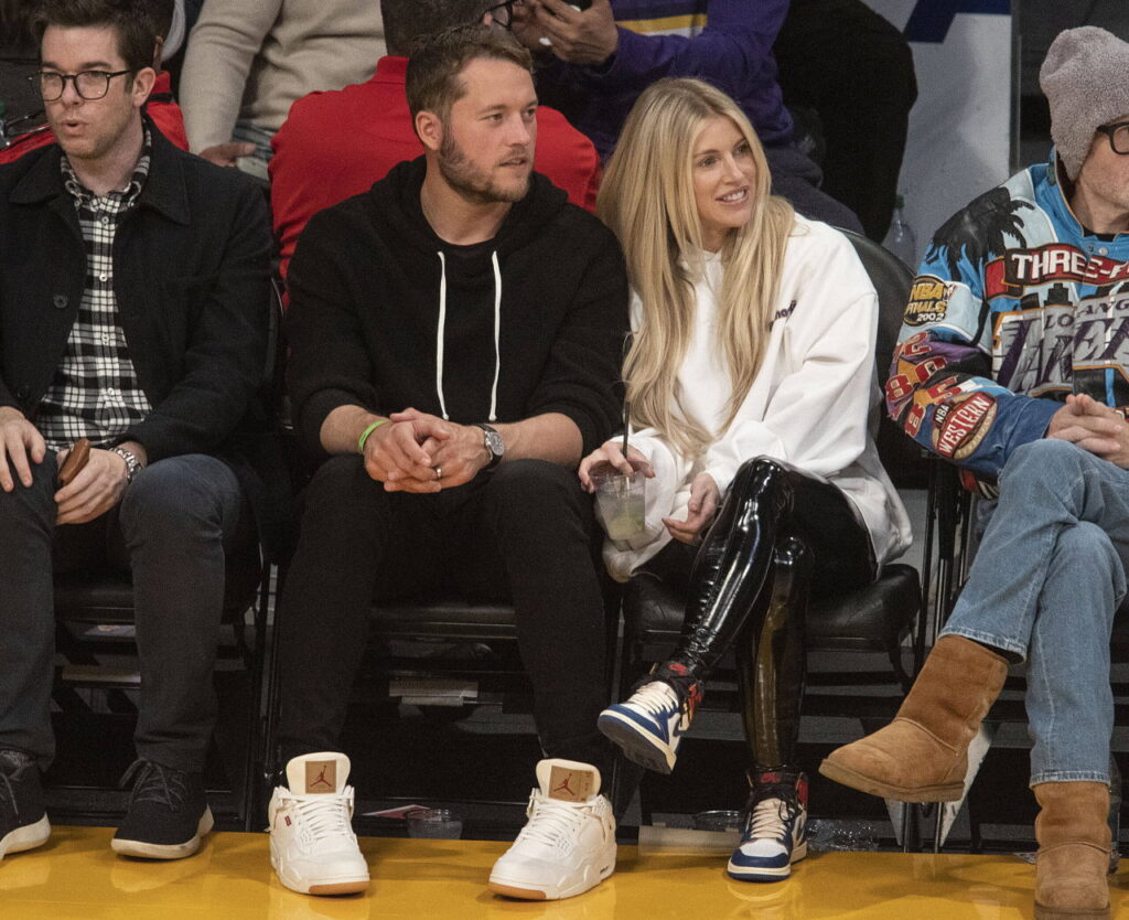 “Praying for Safety”: Matthew Stafford’s Wife Kelly Prays for Her Nephew and High School Teammates Ahead of Gameday “Praying for Safety”: Matthew Stafford’s Wife Kelly Prays for Her Nephew and High School Teammates Ahead of Gameday