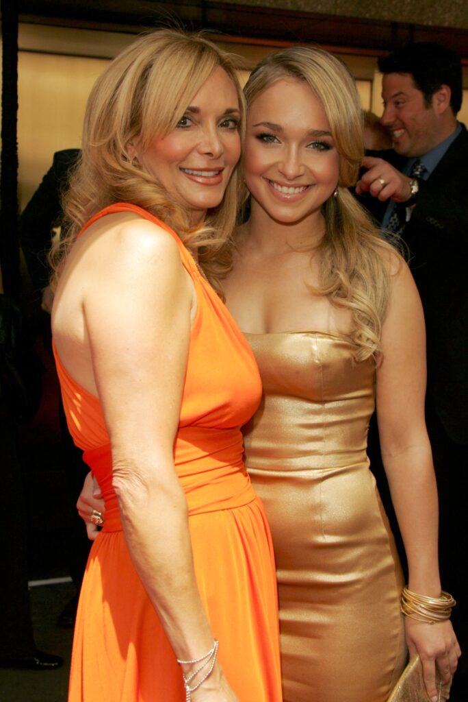 Hayden Panettiere’s ex Brian Hickerson pawned her belongings before her death, mom says Hayden Panettiere’s ex Brian Hickerson pawned her belongings before her death, mom says