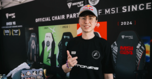 From the League desk to the starting grid, Caedrel is taking on Max Verstappen