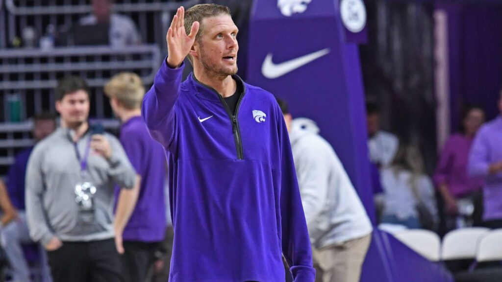 In an attempt to restore its standard, Kansas State turned to people who helped build it In an attempt to restore its standard, Kansas State turned to people who helped build it