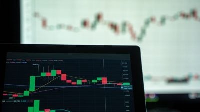 Binance futures traders ditch altcoins for Bitcoin and Ethereum as volume concentration shifts sharply Binance futures traders ditch altcoins for Bitcoin and Ethereum as volume concentration shifts sharply