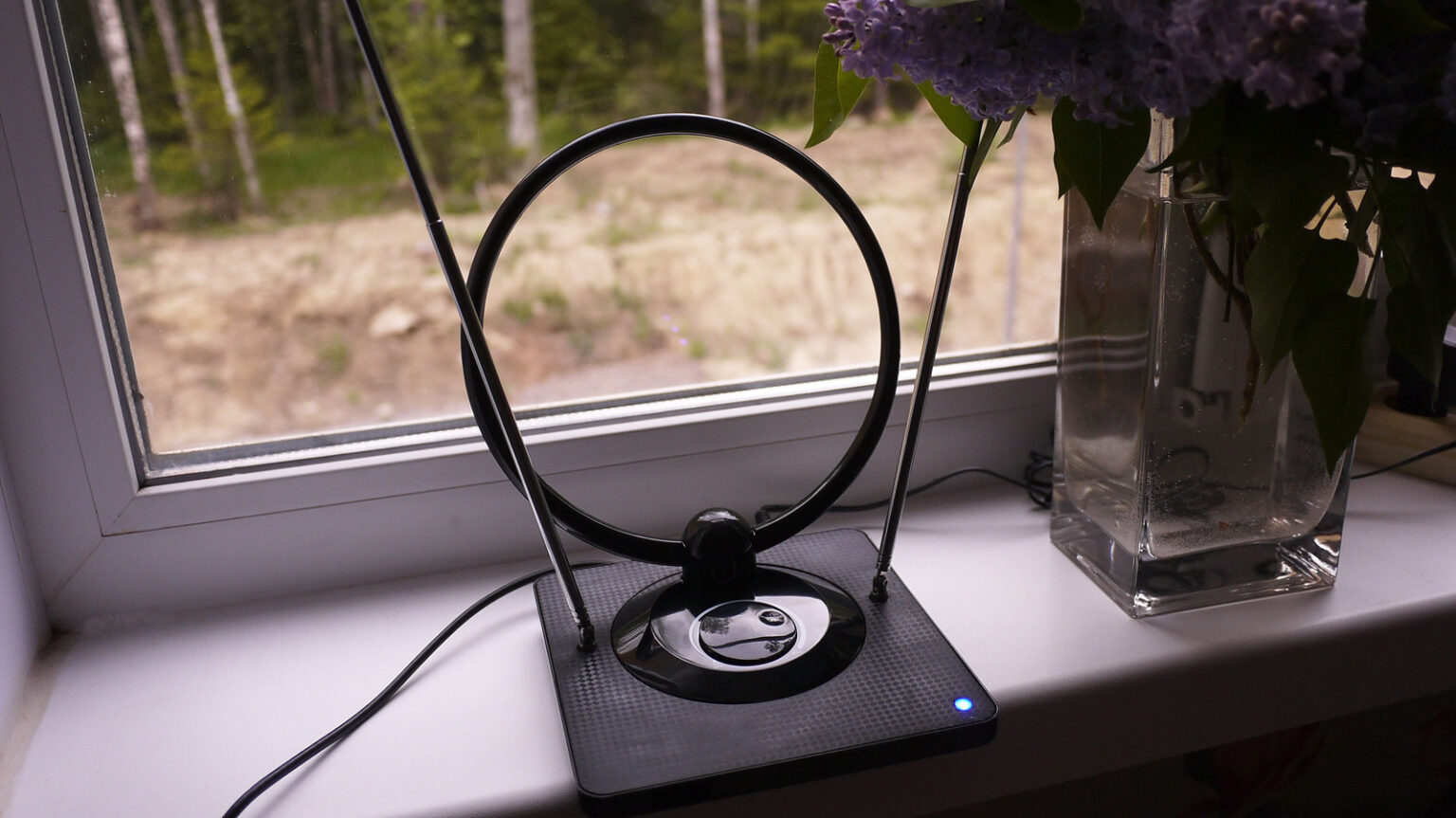 Can You Use An Indoor TV Antenna Outdoors?
