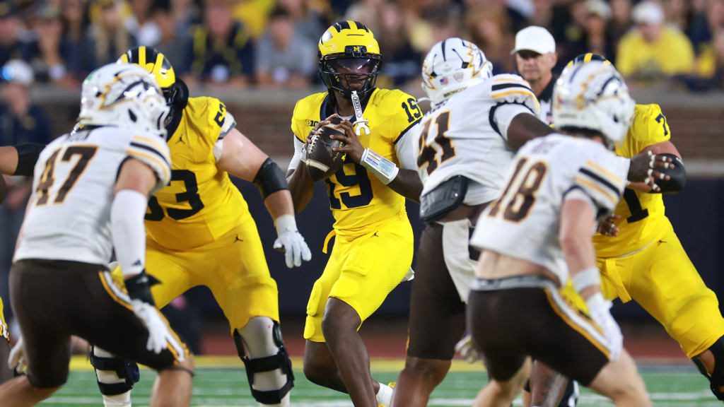Was Western Michigan robbed? Evidence, rules expert question decision to give Michigan one more second