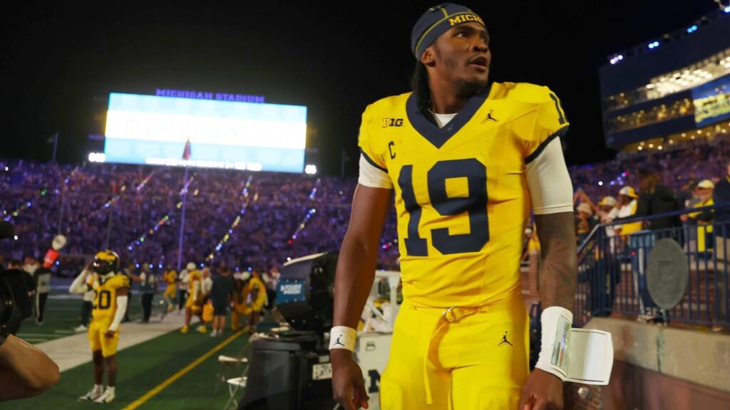 Hail Mary highlight can’t gloss over glaring flaws for Bryce Underwood, Michigan Hail Mary highlight can’t gloss over glaring flaws for Bryce Underwood, Michigan