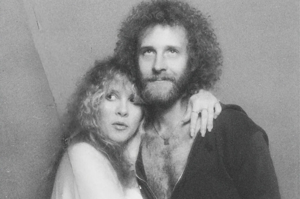Stevie Nicks’ younger brother, Christopher, dead at 72 following private cancer battle Stevie Nicks’ younger brother, Christopher, dead at 72 following private cancer battle