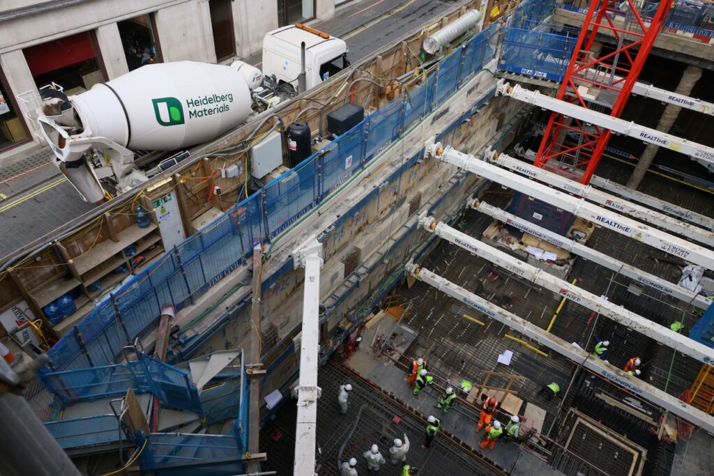 Heidelberg supplies low carbon concrete in Piccadilly Heidelberg supplies low carbon concrete in Piccadilly