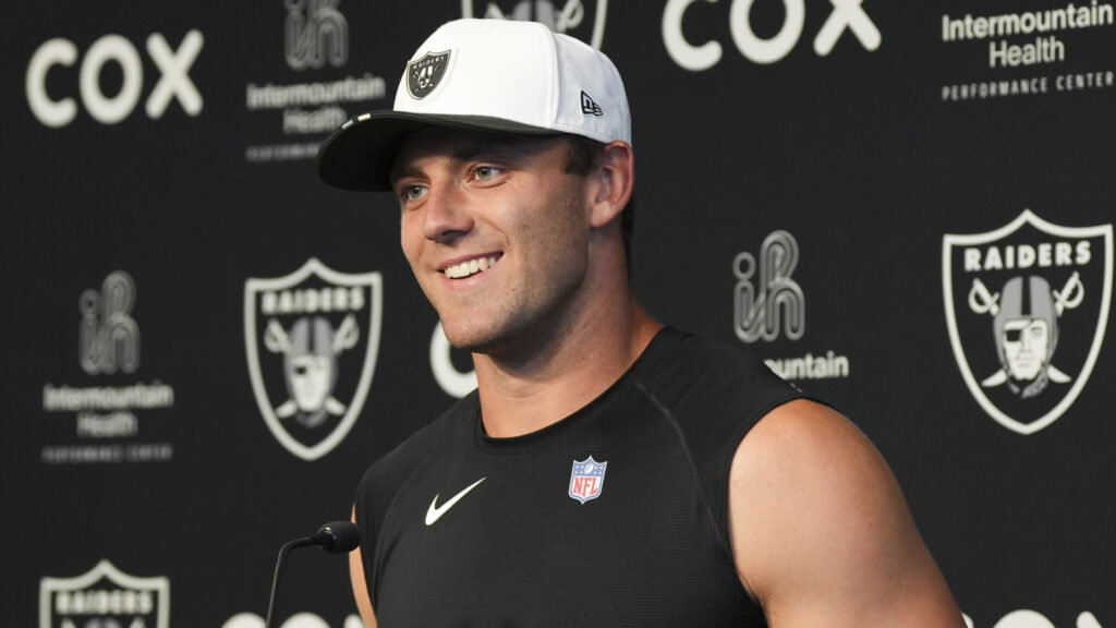 Raiders are officially on Brock Bowers watch with latest injury update