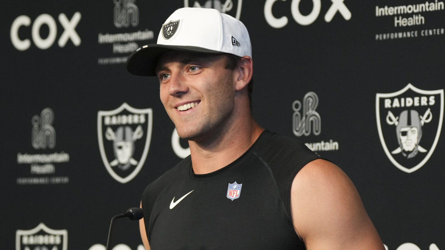 Raiders are officially on Brock Bowers watch with latest injury update