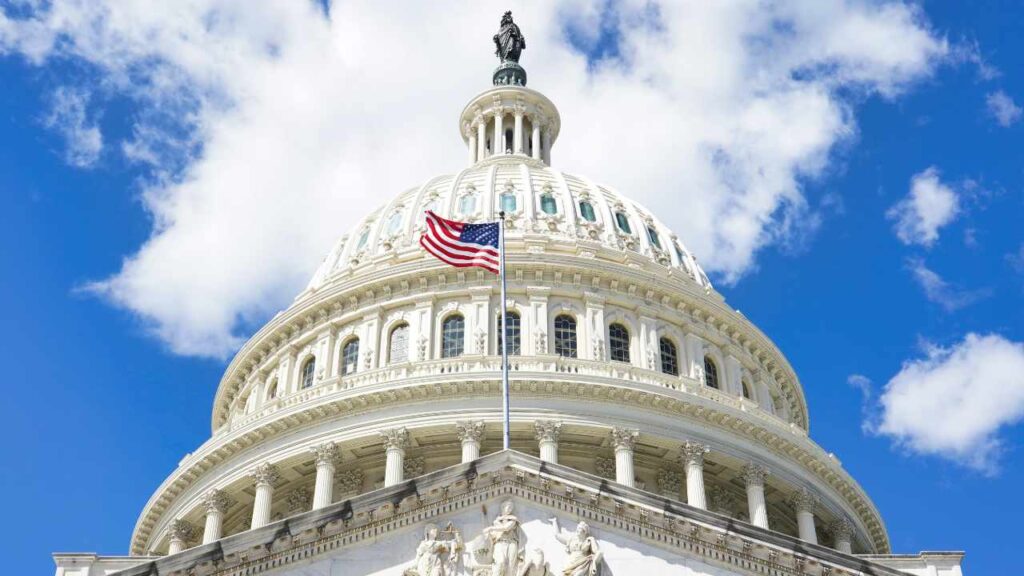 Grayscale Says US Crypto Rules Can Advance Without CLARITY Act Grayscale Says US Crypto Rules Can Advance Without CLARITY Act