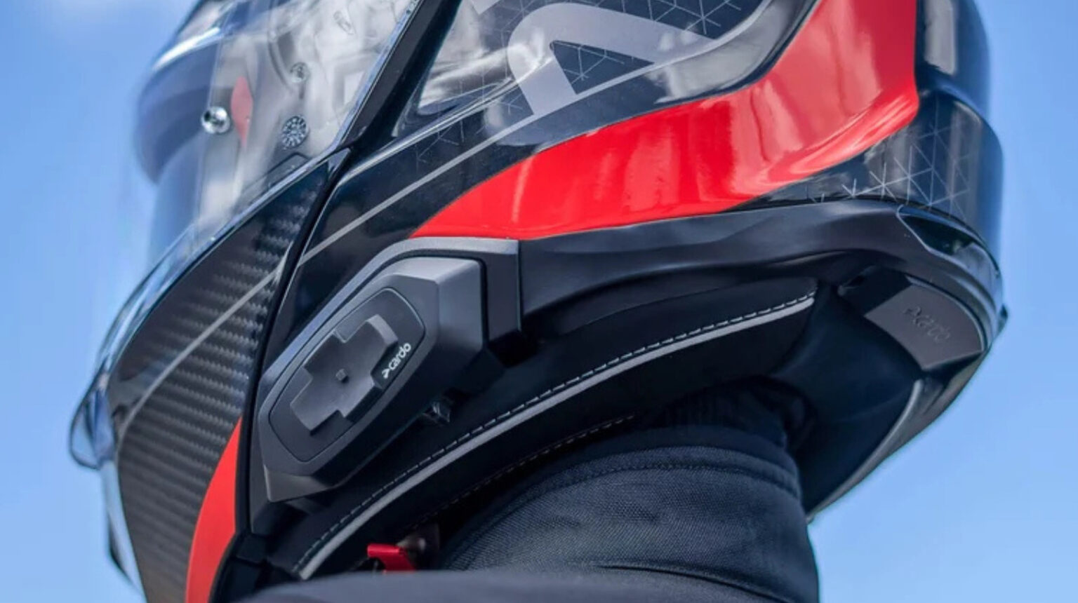 Do Cardo Headsets & Speakers Work On Any Helmet? Here’s How Compatible They Are