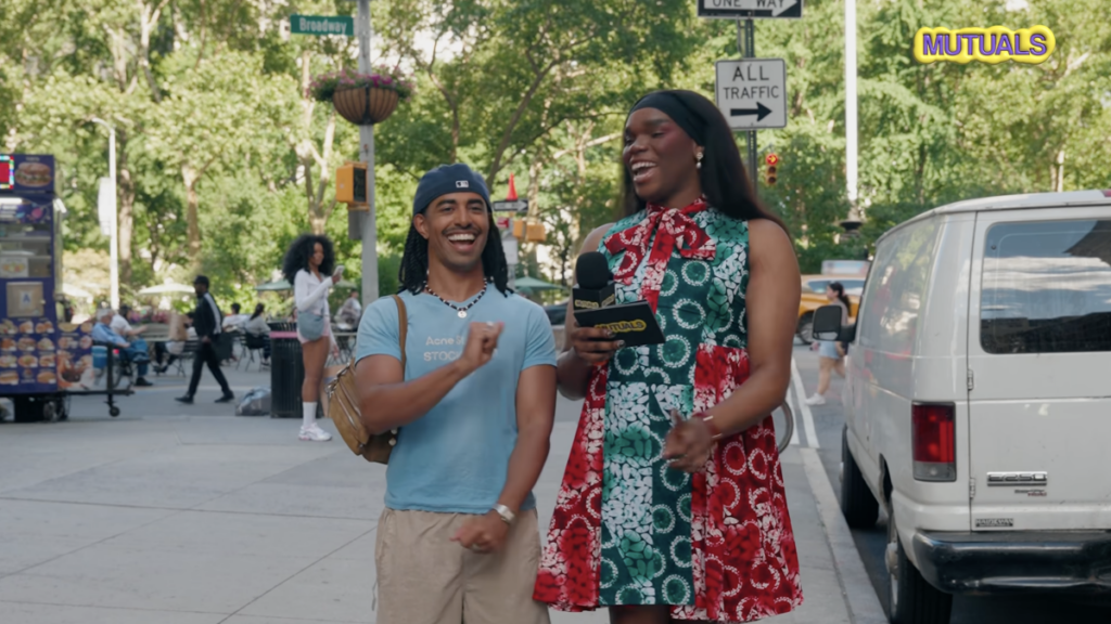 Bomanizer teaches Anania how to sound like a Kardashian on Gaydar