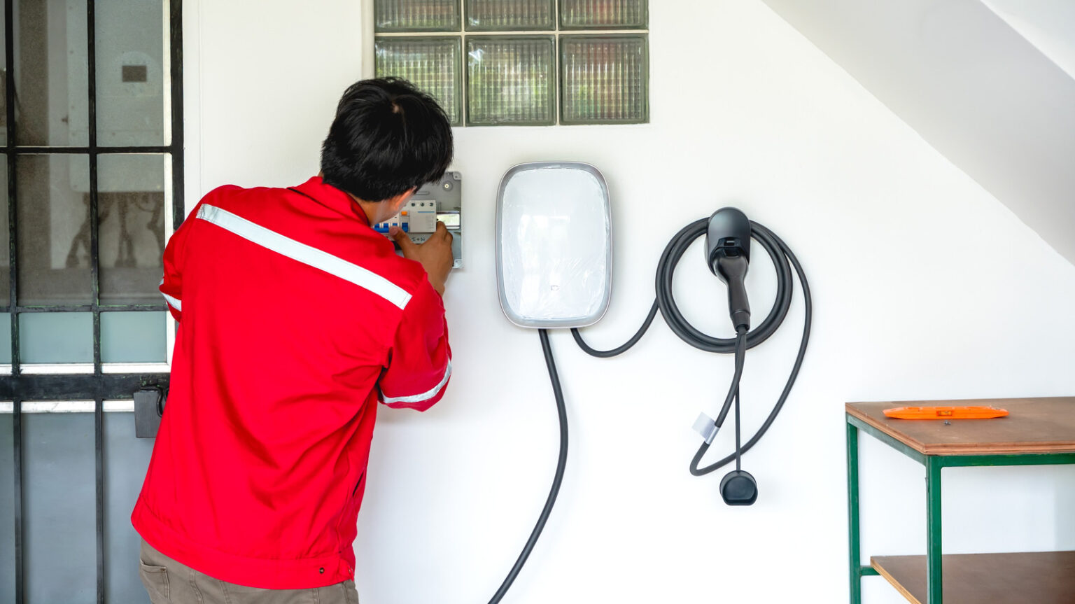 Considering a Level 2 EV charger? How to know if you need one Considering a Level 2 EV charger? How to know if you need one