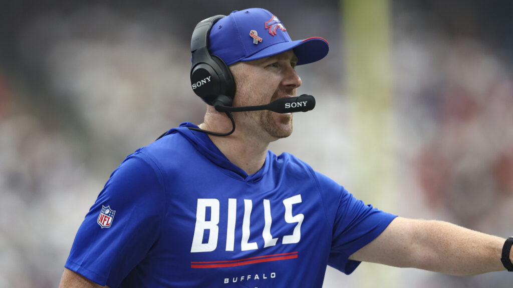Bills HC Joe Brady admits he wasn’t satisfied with Josh Allen despite game-winning TD Bills HC Joe Brady admits he wasn’t satisfied with Josh Allen despite game-winning TD