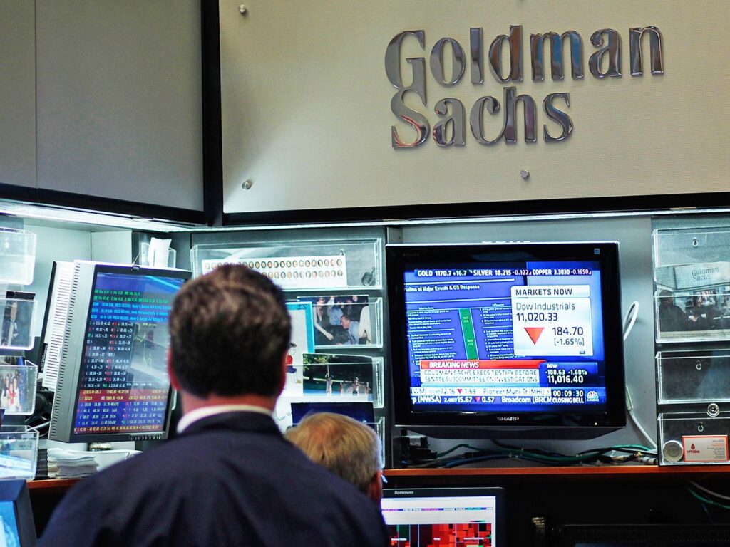 Goldman pivots, now forecasts Fed rate hike in October Goldman pivots, now forecasts Fed rate hike in October