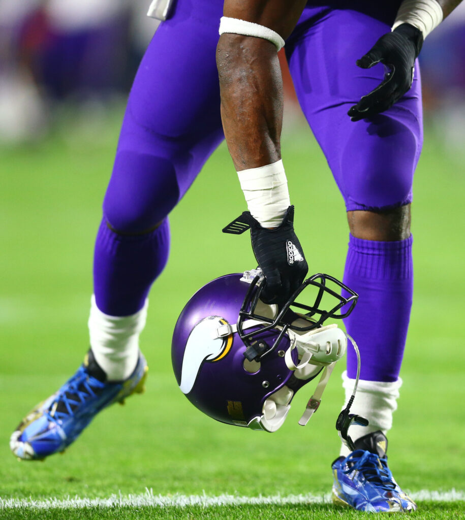 Former Vikings Pass Rusher Earns a Chance to Impress NFC Rival Former Vikings Pass Rusher Earns a Chance to Impress NFC Rival