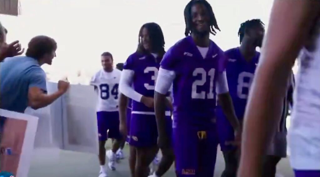 Lane Kiffin brought in frat bros to heckle his LSU players before big Ole Miss game