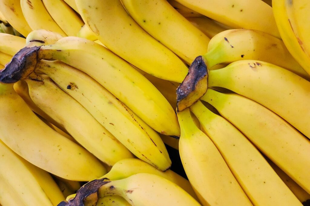Should You Be Washing Your Bananas?