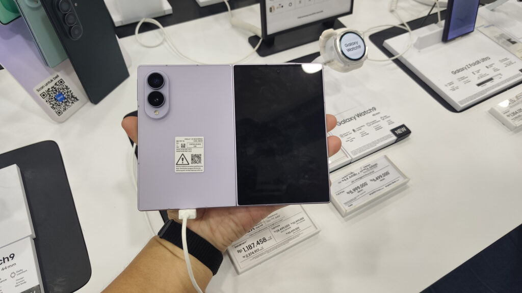 You can use DeX on the Galaxy Z Fold 8’s inner screen with this trick