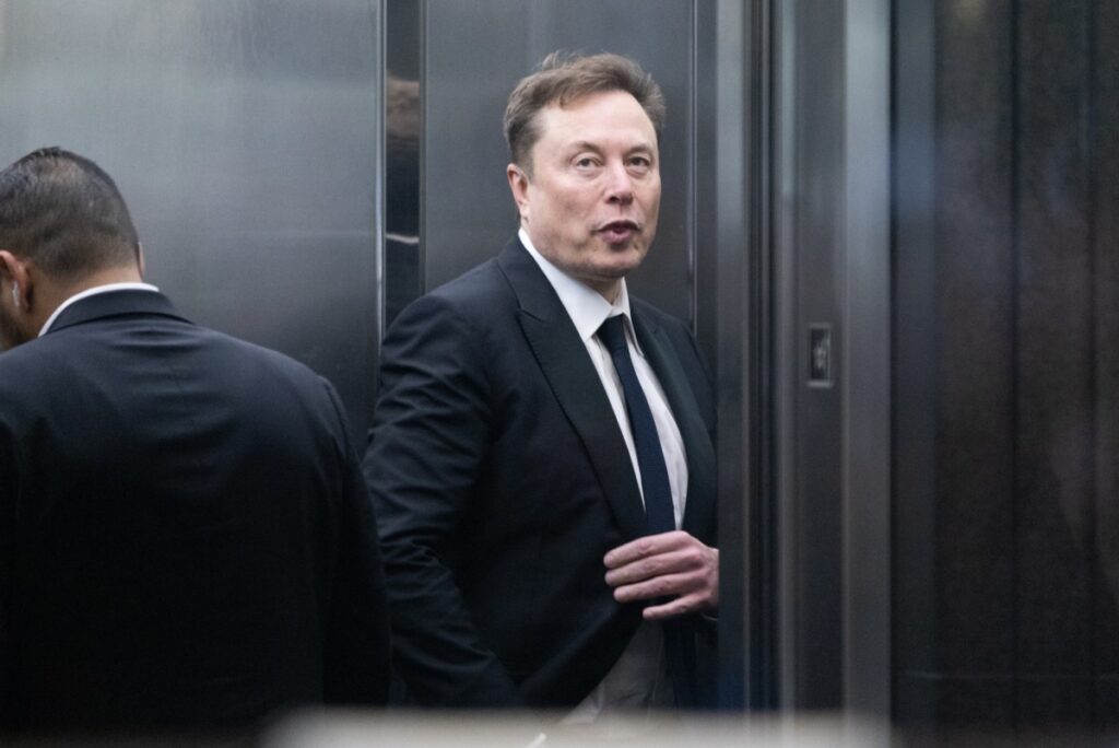 Elon Musk’s latest Boring Company pitch involves a Hyperloop between Austin and San Antonio Elon Musk’s latest Boring Company pitch involves a Hyperloop between Austin and San Antonio