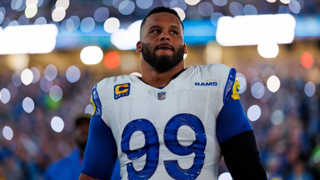 Is Aaron Donald playing tonight? Rams star could possible return in primetime Is Aaron Donald playing tonight? Rams star could possible return in primetime