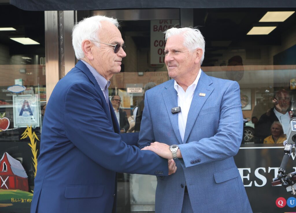 Prominent NYC Democrat Bob Holden backs GOP’s Bruce Blakeman over Hochul in ‘public safety’ push: ‘It’s mayhem’